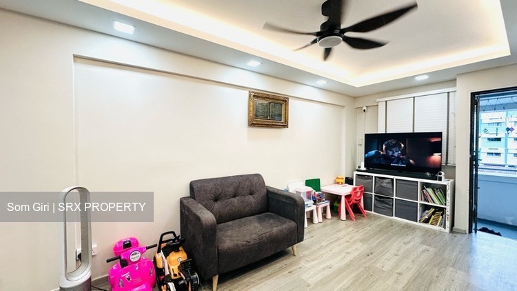 Blk 301 Serangoon Avenue 2 (Serangoon), HDB 3 Rooms #556676941